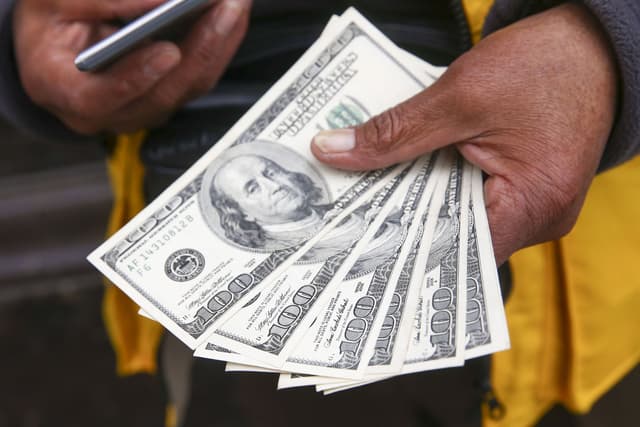 Dólar mantendría baja volatilidad en Perú pese a ruido electoral y tensión global