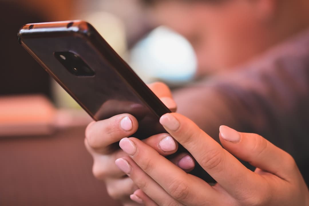 Billeteras digitales en Perú: ¿son realmente accesibles para las personas con discapacidad visual?
