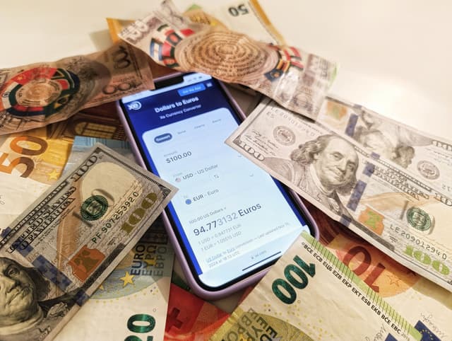 El uso del efectivo bajó del 35% al 25% en Perú: ¿quiénes se quedaron atrapados en ese 25%?